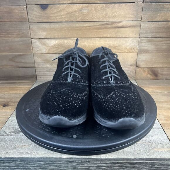 Cole Haan ZeroGrand Womens Size 10.5B Wingtip Oxfords Black Velvet Casual Shoes - Picture 2 of 10